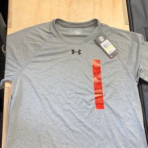 Men’s Under Armour Shirt